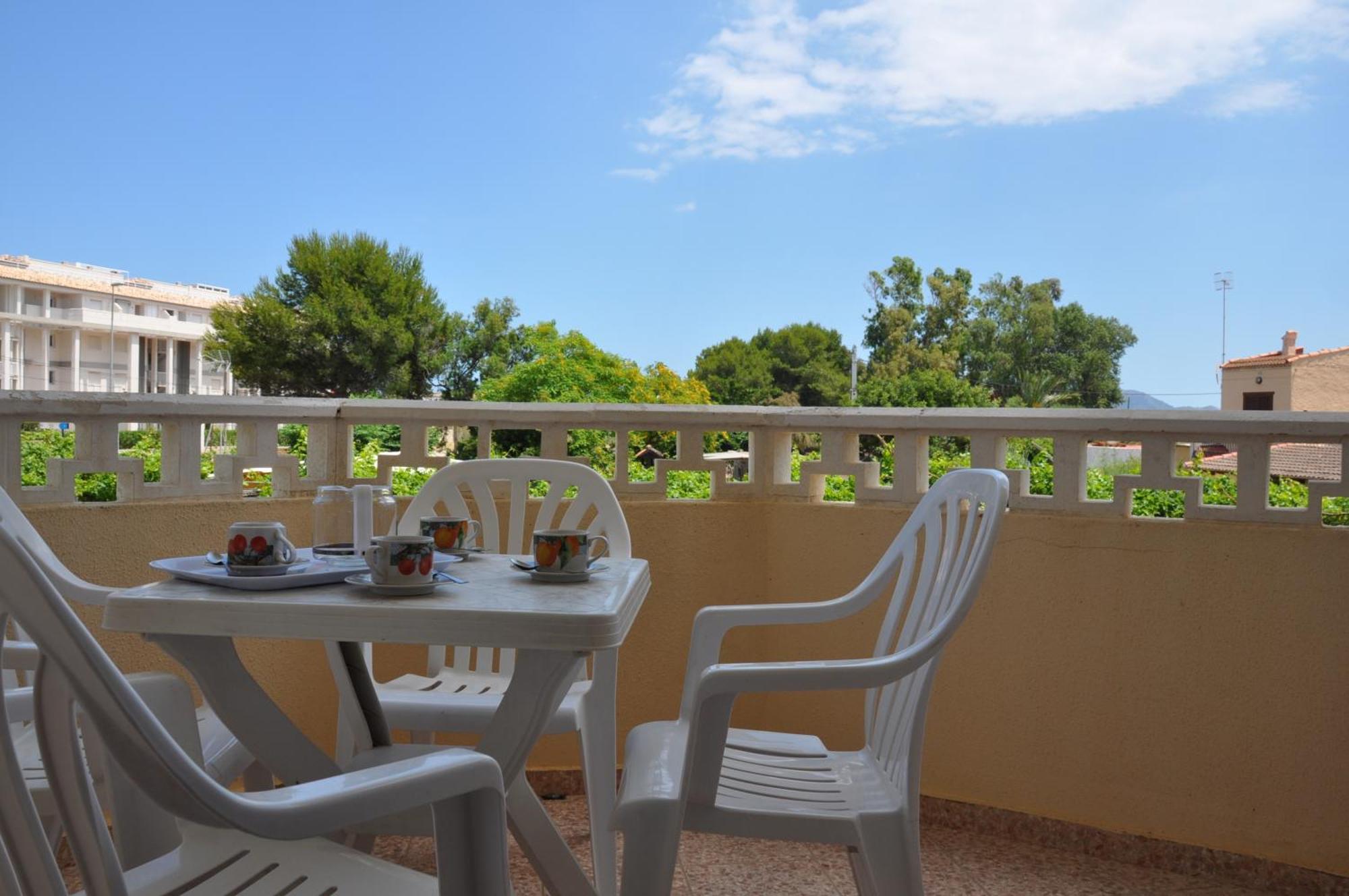 Apartamentos Las Rosas Дения Экстерьер фото